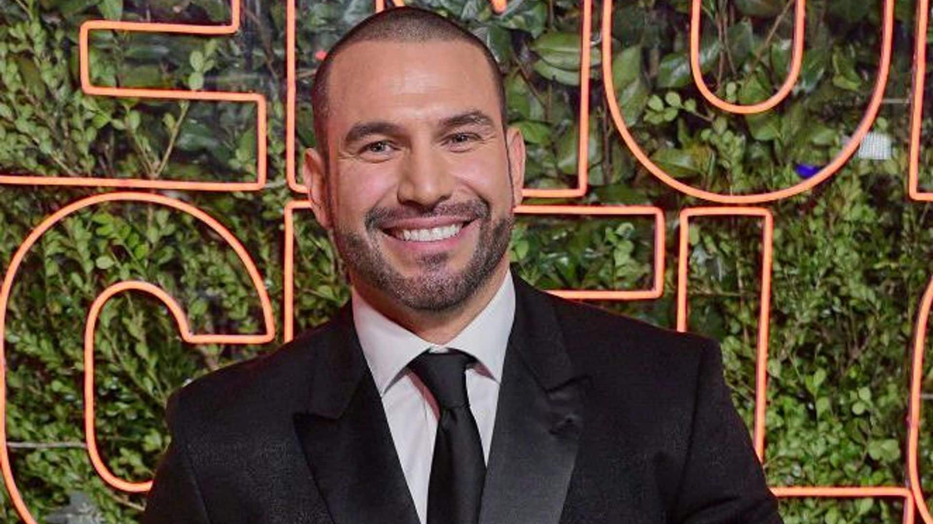 Rafael Amaya, de lo más enamorado, confirma su noviazgo con Maritza Ramos