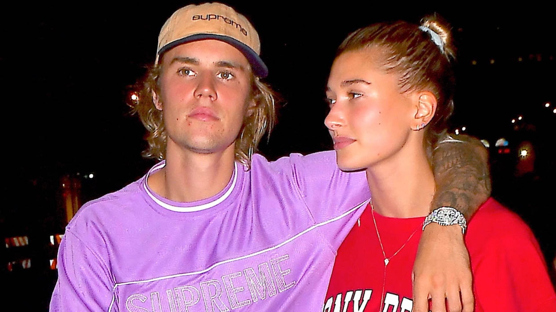 Diez ramos de flores y un reloj de brillantes: la sorpresa de Justin Bieber a Hailey Baldwin por su 23 cumpleaños