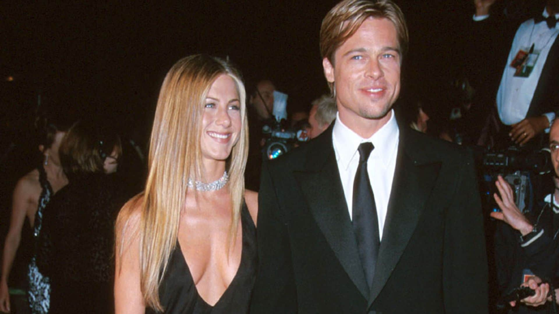 El curioso caso del 'slip dress' en las parejas de Brad Pitt, de Jennifer a Angelina