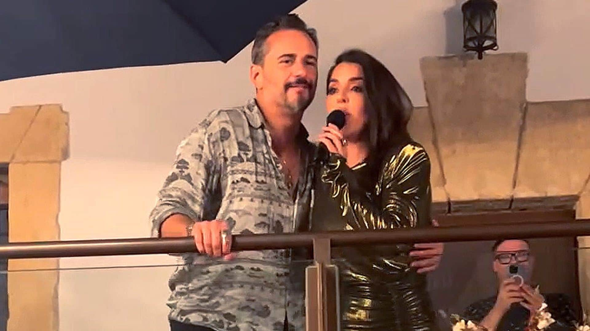 El momentazo de Ruth Lorenzo cantando con Asier Etxeandia en una boda