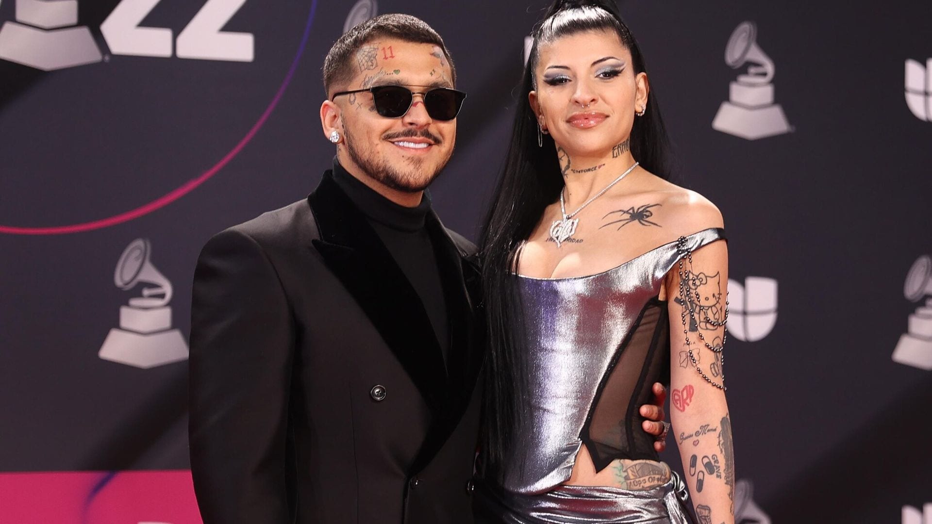 Nodal se pone romántico con Cazzu en los Latin GRAMMY: ‘Gracias por reiniciarme la vida’