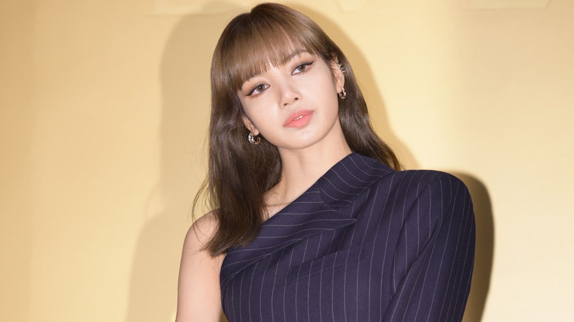 Estrella del pop e ícono de moda: Lisa, el fenómeno surcoreano de BlackPink que triunfa en solitario