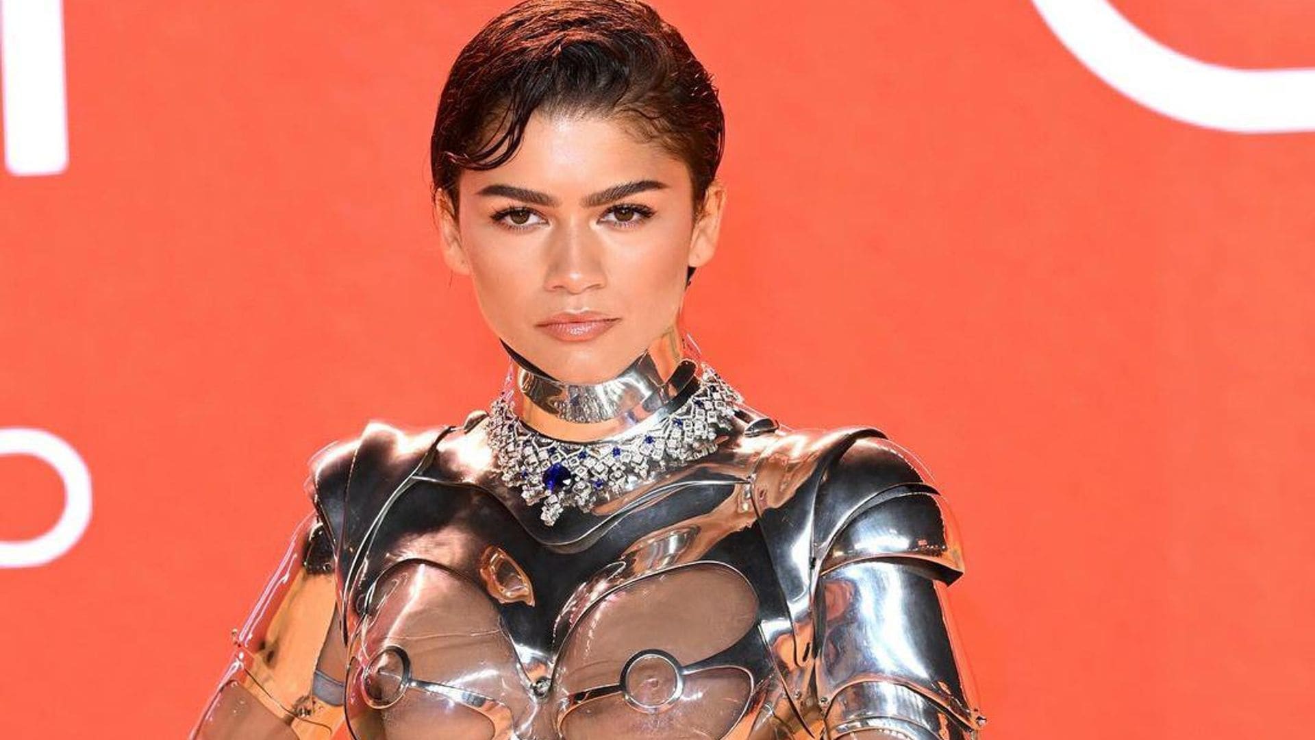 ¡Paren todo! Zendaya deslumbra con el atuendo más surrealista hasta ahora