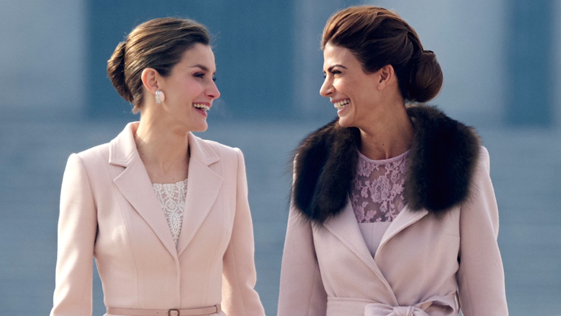 Duelo de estilo: la reina Letizia se encuentra con Juliana Awada en Argentina