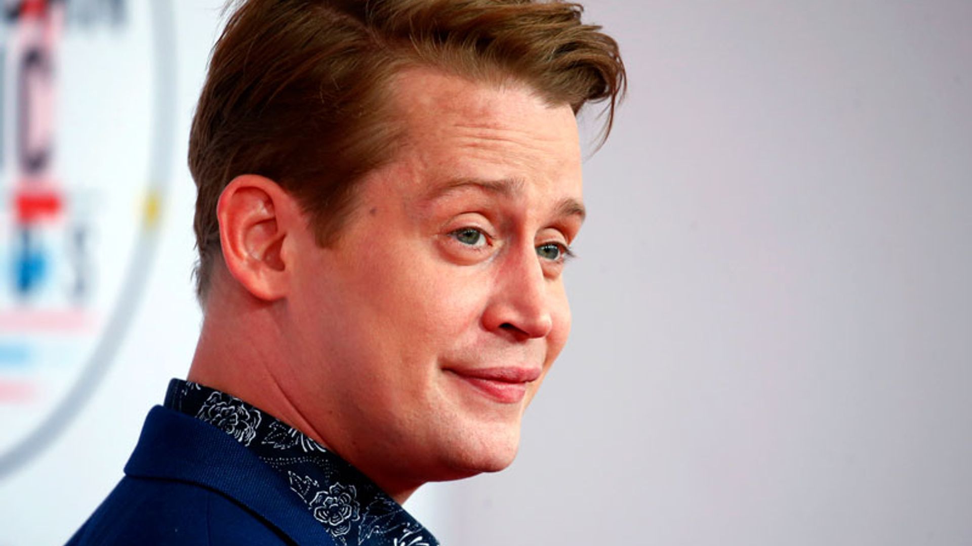 La divertida reaparición de Macaulay Culkin en los American Music Awards