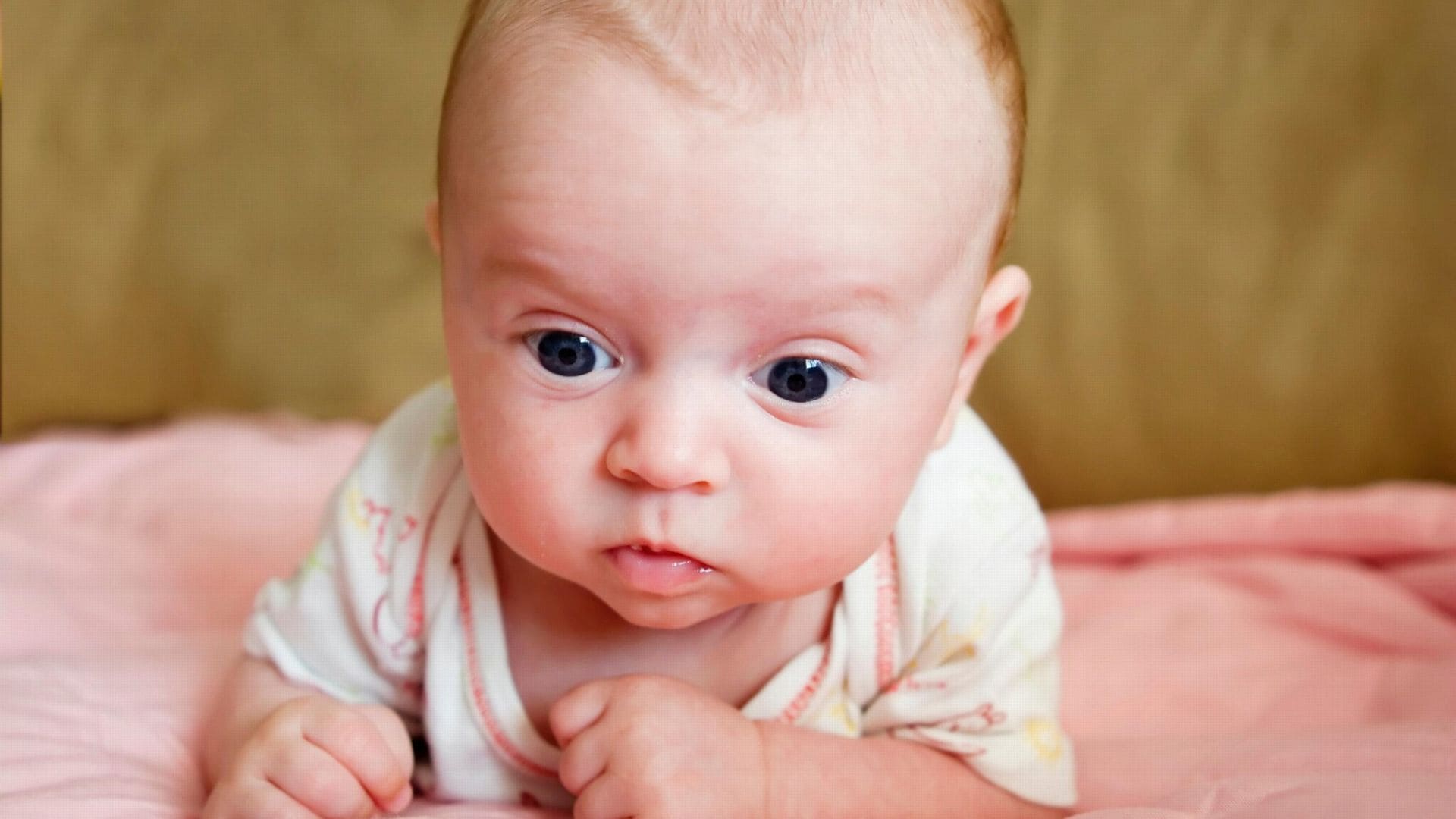 ‘Tummy time’: por qué tu bebé debe pasar tiempo boca abajo