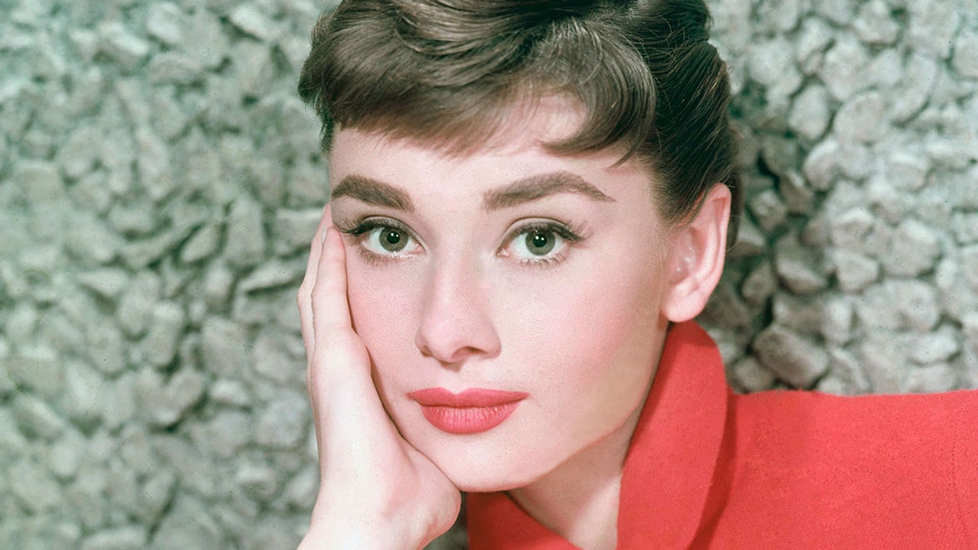 Todo sobre el barre, el ejercicio que ha transformado el cuerpo de miles de mujeres desde Audrey Hepburn