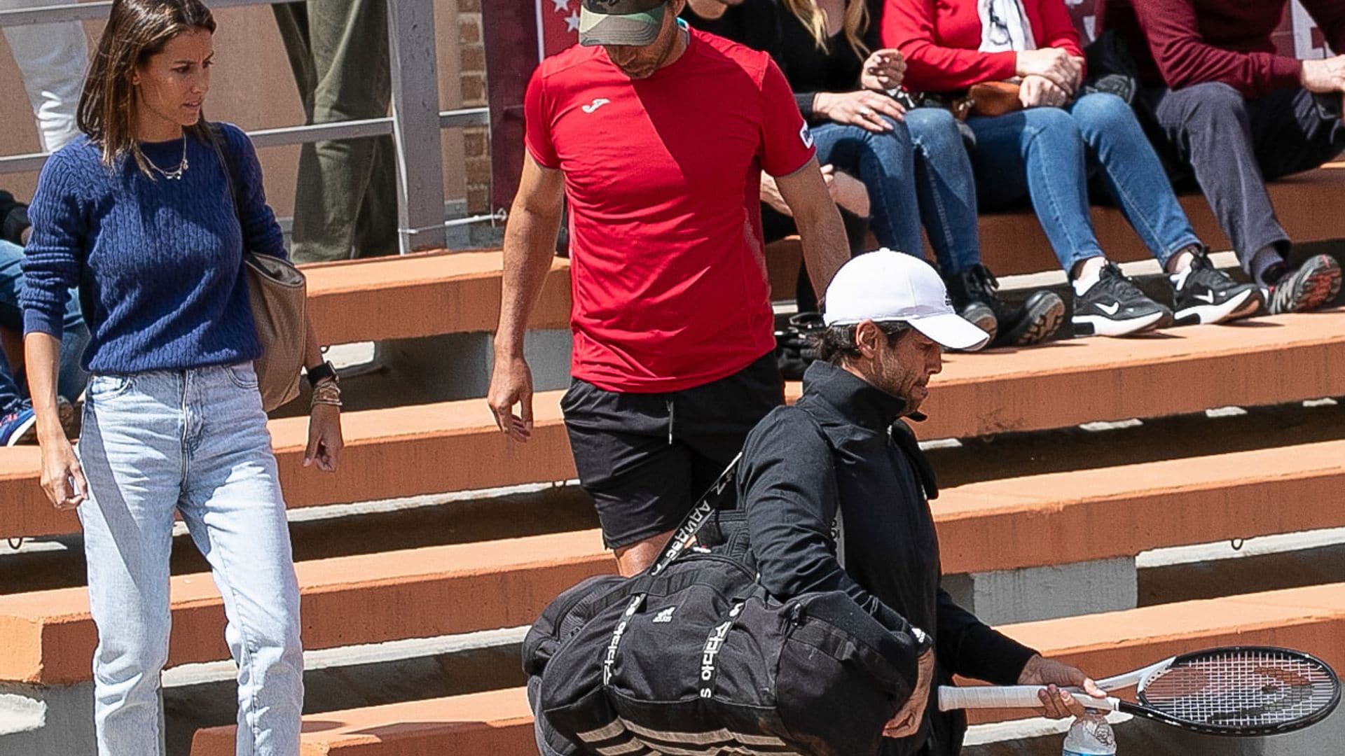 Ana Boyer y la familia de Fernando Verdasco, una piña tras su despedida del Open de Madrid