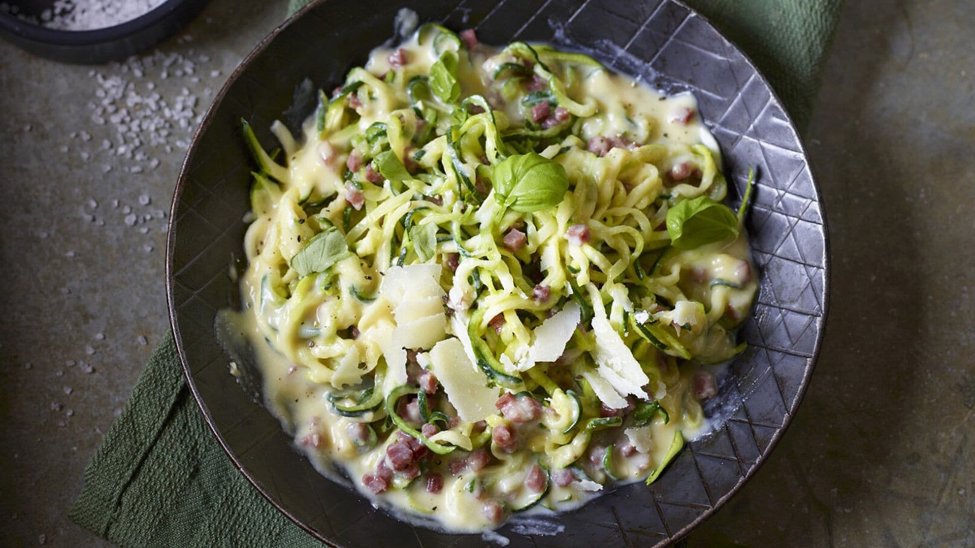 Espaguetis de calabacín a la carbonara