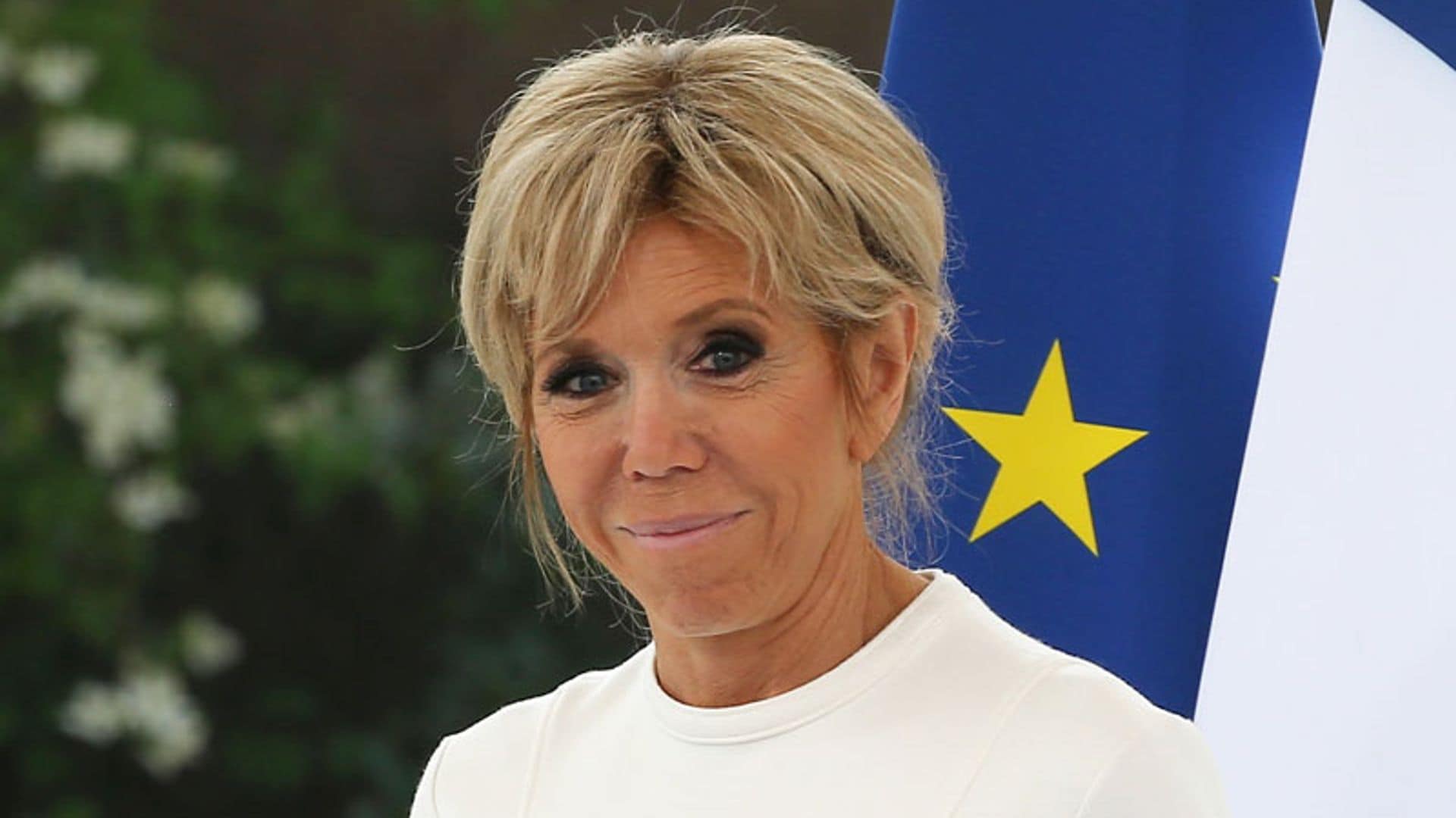 El perfecto 'working denim' de Brigitte Macron