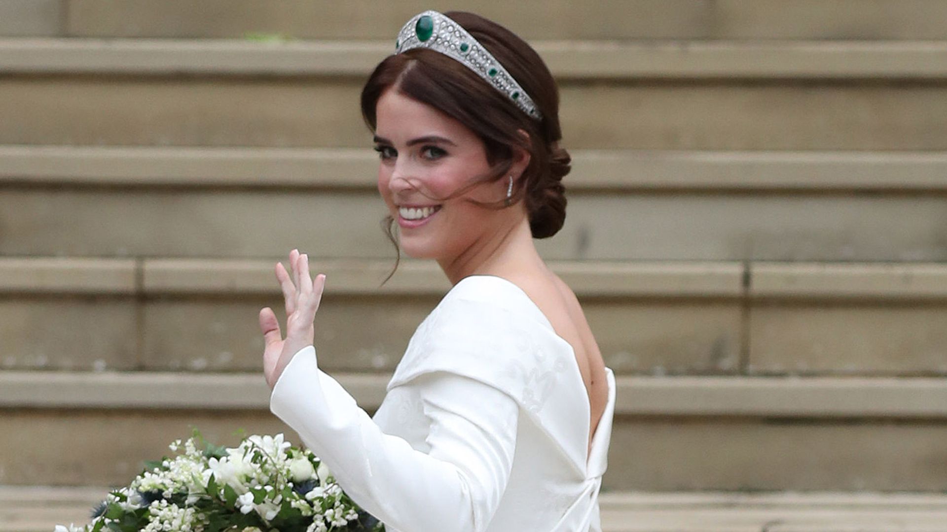 La princesa Eugenia, en la exposición de su vestido de novia