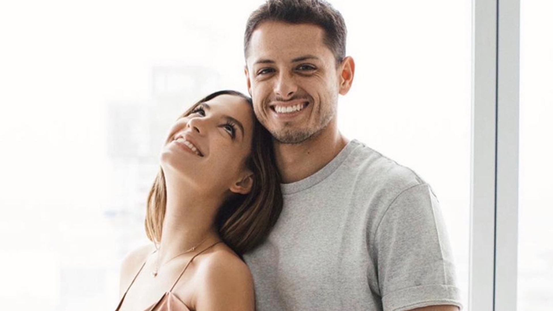 Chicharito y Sarah Kohan desvelan que el bebé que esperan es...