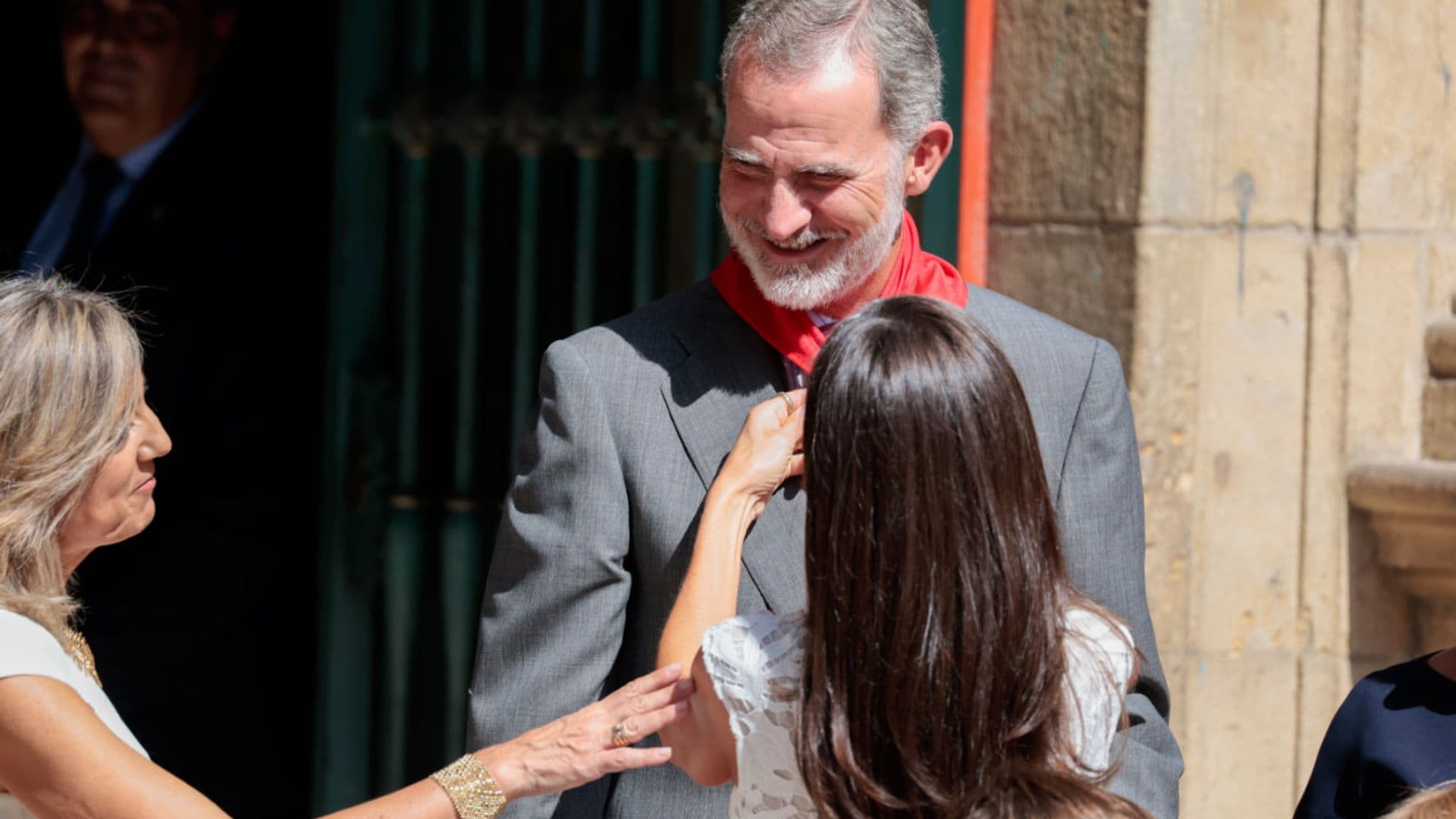 Los Reyes, con pañuelico al cuello, festejan en Pamplona la fundación de la ciudad