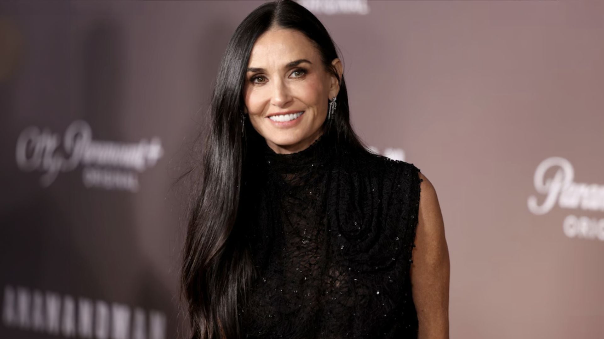 La melena fantástica de Demi Moore en Los Ángeles: claves para mantenerla brillante y sana a cualquier edad