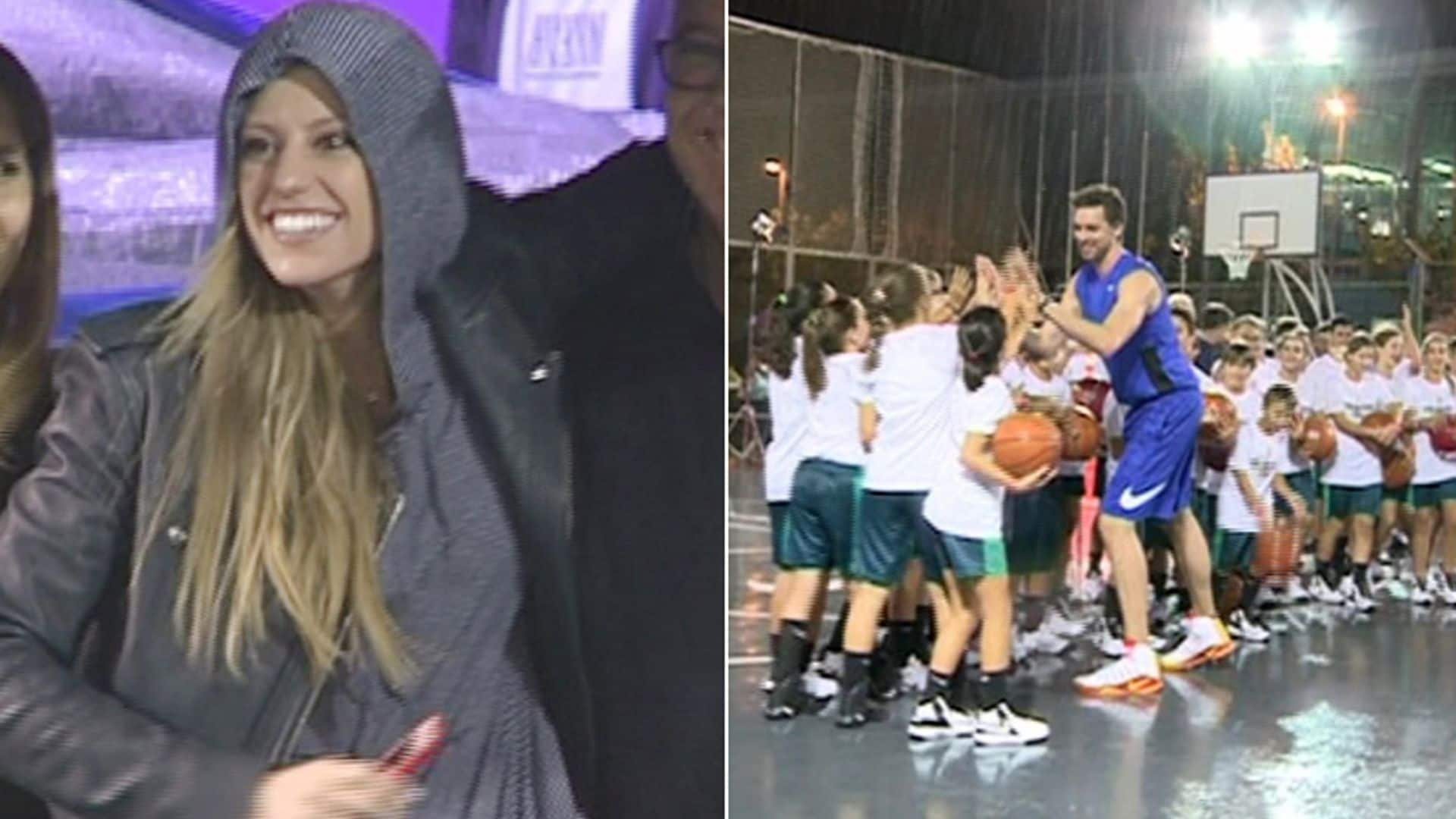 ¡Vuelta a casa! Pau Gasol le enseña a su novia dónde empezó su éxito