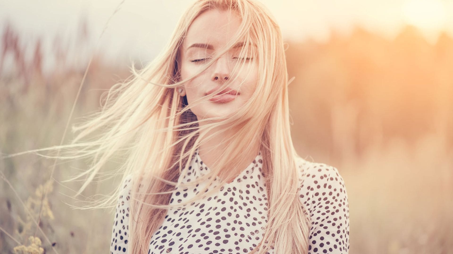 Cómo aclarar el cabello de manera natural