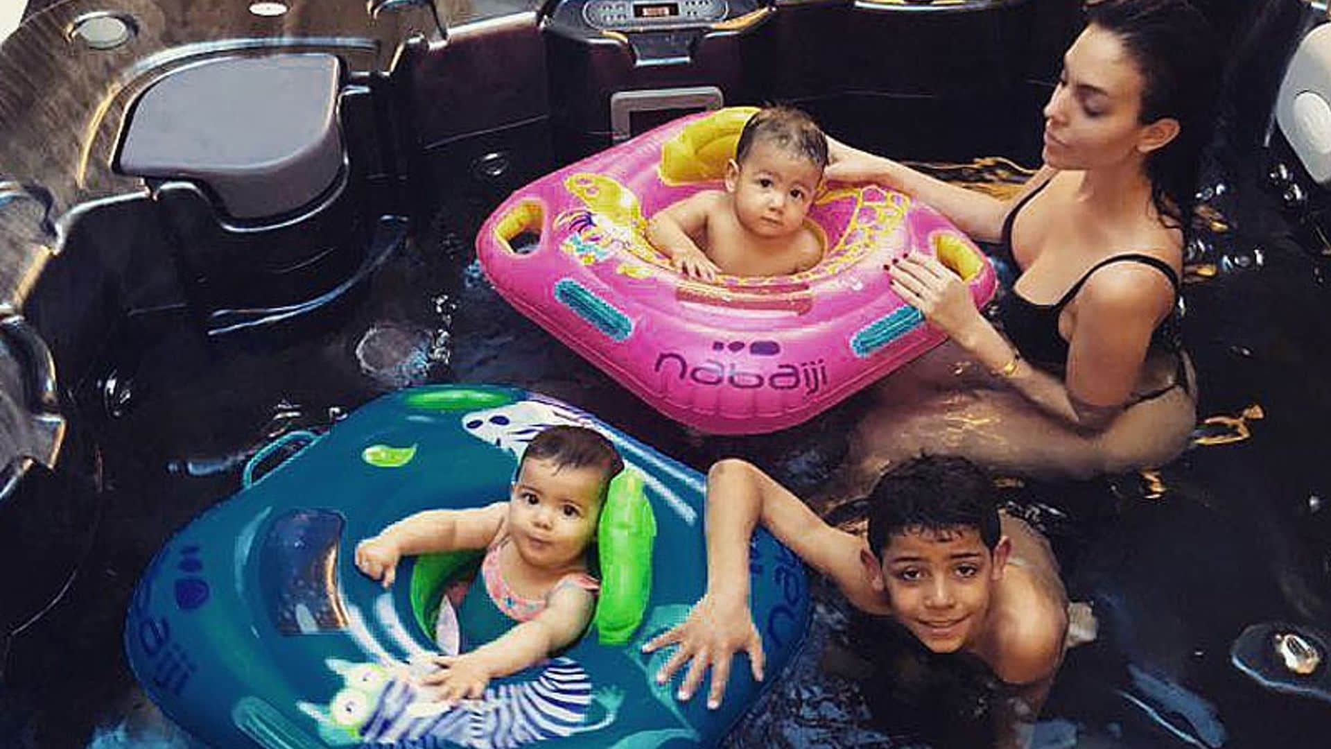 Cristiano Ronaldo Jr. celebra su cumpleaños con el cariño de su familia y una divertida fiesta de la espuma