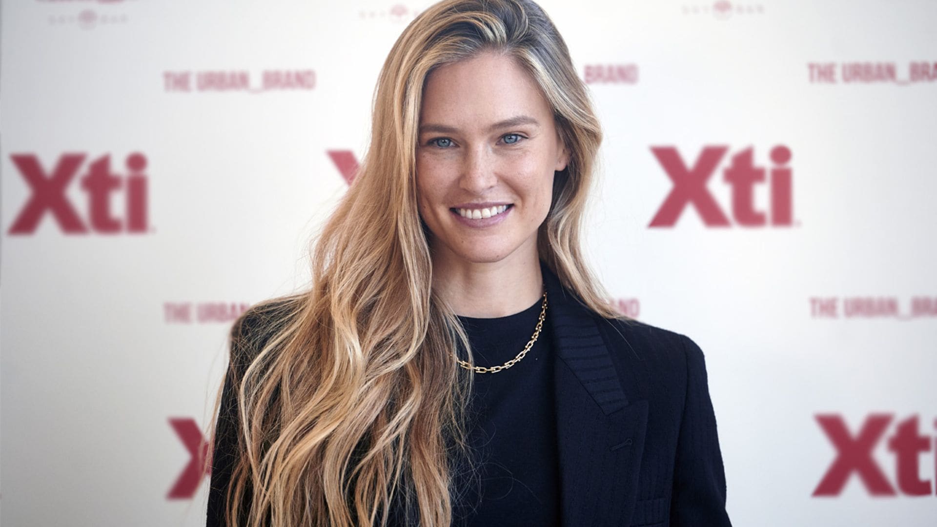 Entrevista a Bar Refaeli: 'Siempre he tenido buena autoestima, pero ahora me siento mejor que con 20'