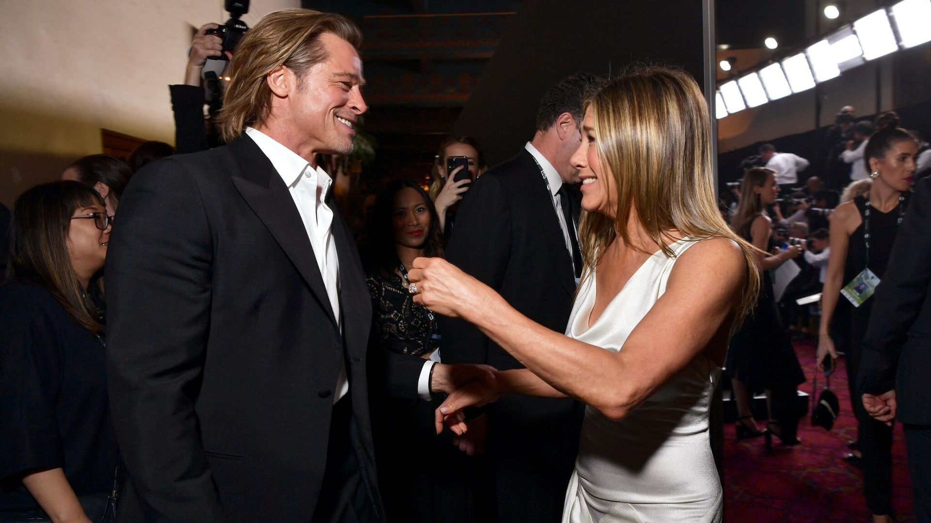 brad pitt and jennifer aniston sag awards 2020