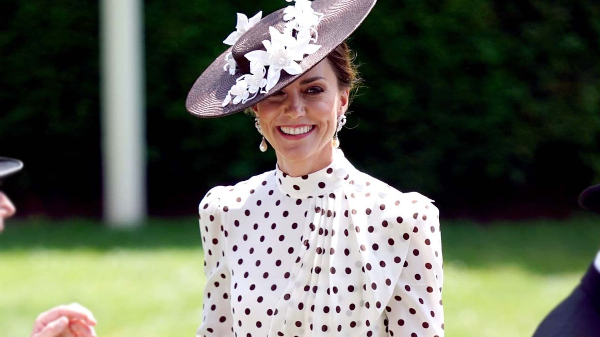 Kate, sublime en Ascot con un nuevo guiño a Diana de Gales