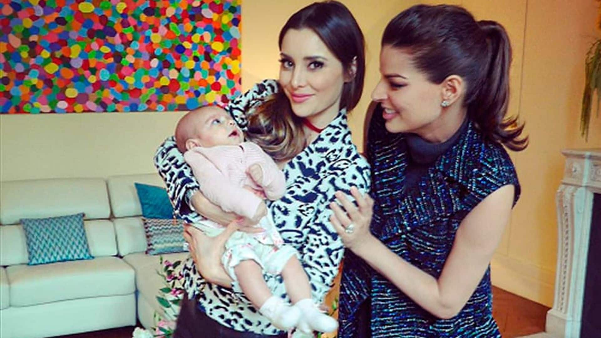 ¡Mexicanas en París! Deborah Hung y su tierno encuentro con Amaïa, la hija de Bárbara Coppel