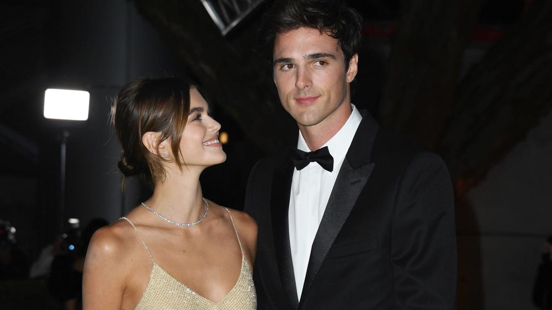 Adiós a la pareja del momento: Kaia Gerber y Jacob Elordi rompen tras un año de relación 💔