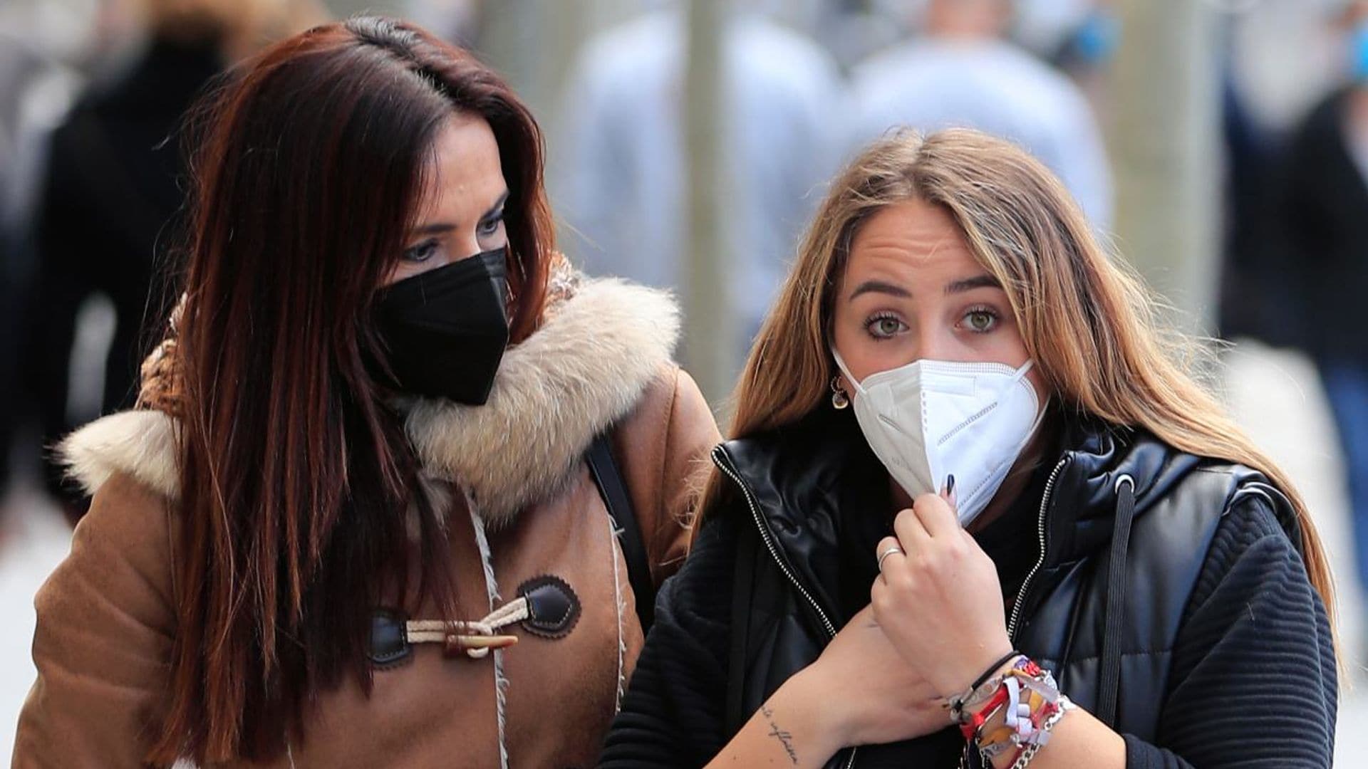 El susto de Olga Moreno y Rocío Flores al producirse un incendio en el edificio donde está su vivienda familiar