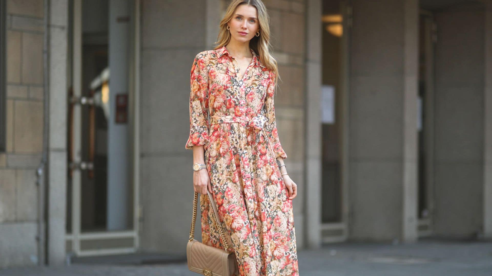 10 formas de llevar el estampado de flores en vestidos, camisas y pantalones