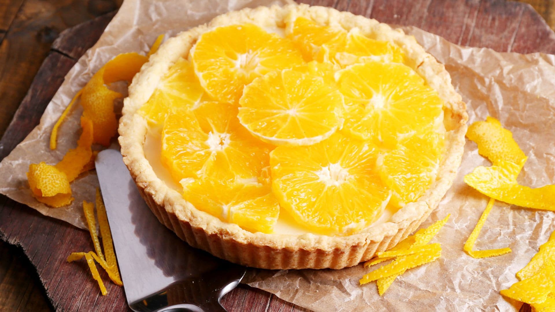 Tarta de naranja con crema pastelera