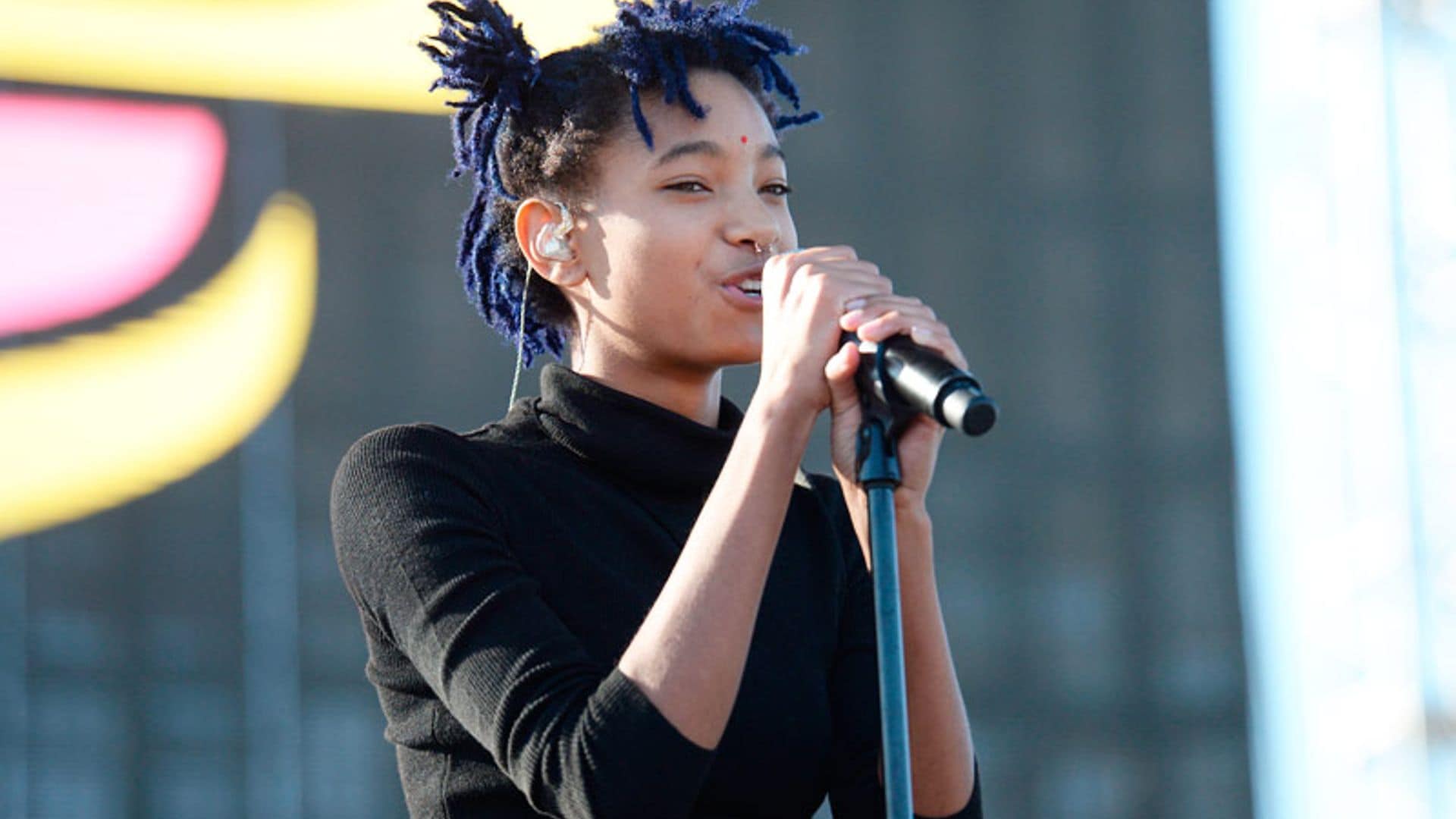 Willow Smith, así son los 'looks' del icono 'millennial' sobre los escenarios