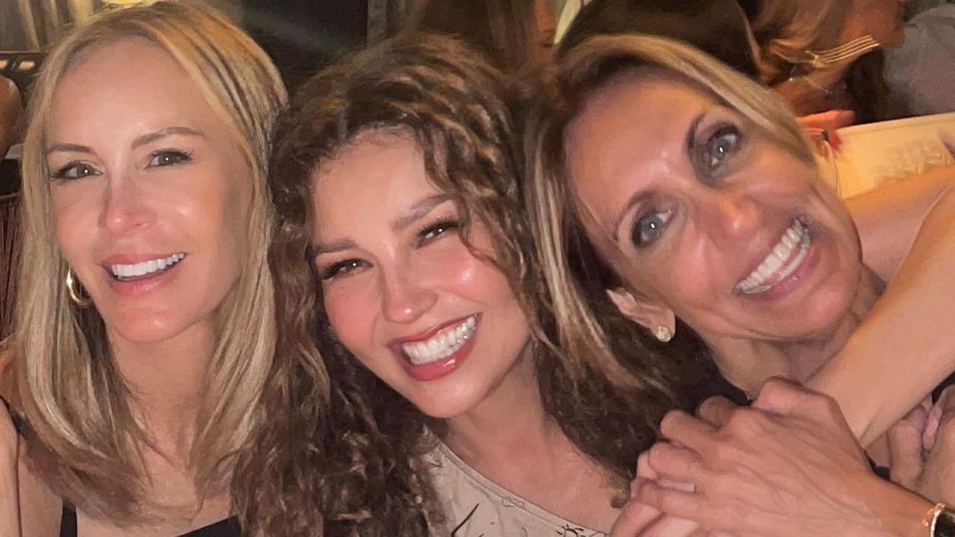 Thalía celebra su cumpleaños junto a Lili Estefan al estilo italiano