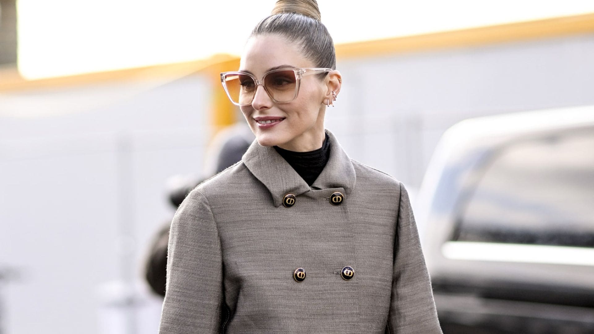 Olivia Palermo rescata sus pendientes españoles que conectan con doña Letizia