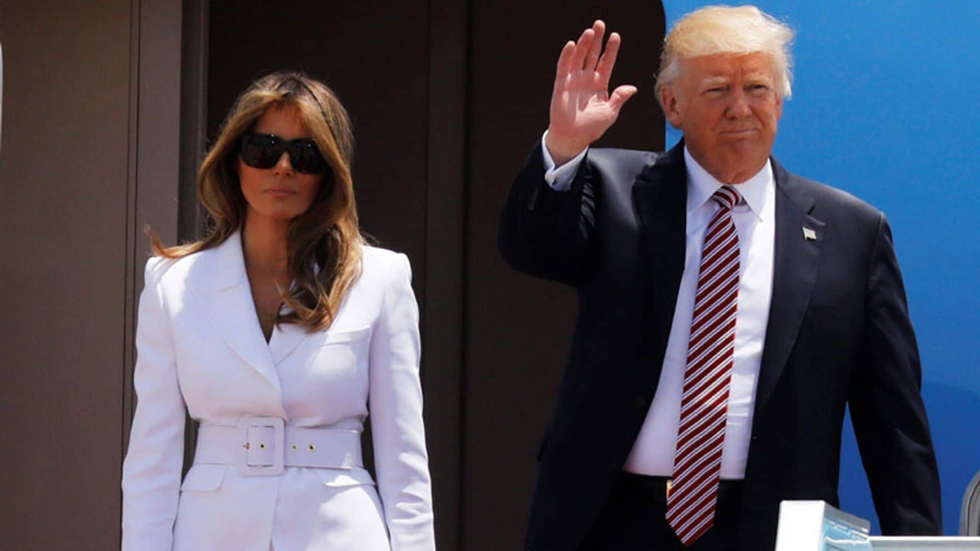 Donald Trump ofrece la mano a Melania en Israel y esta es su respuesta...