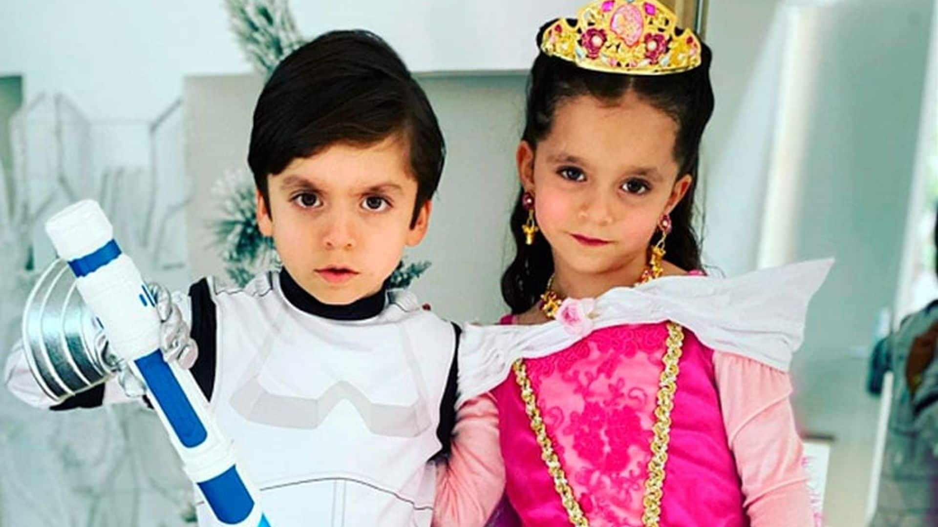 Con una fiesta de princesas y ‘Star Wars’, Elizabeth Álvarez celebra los 5 años de sus mellizos