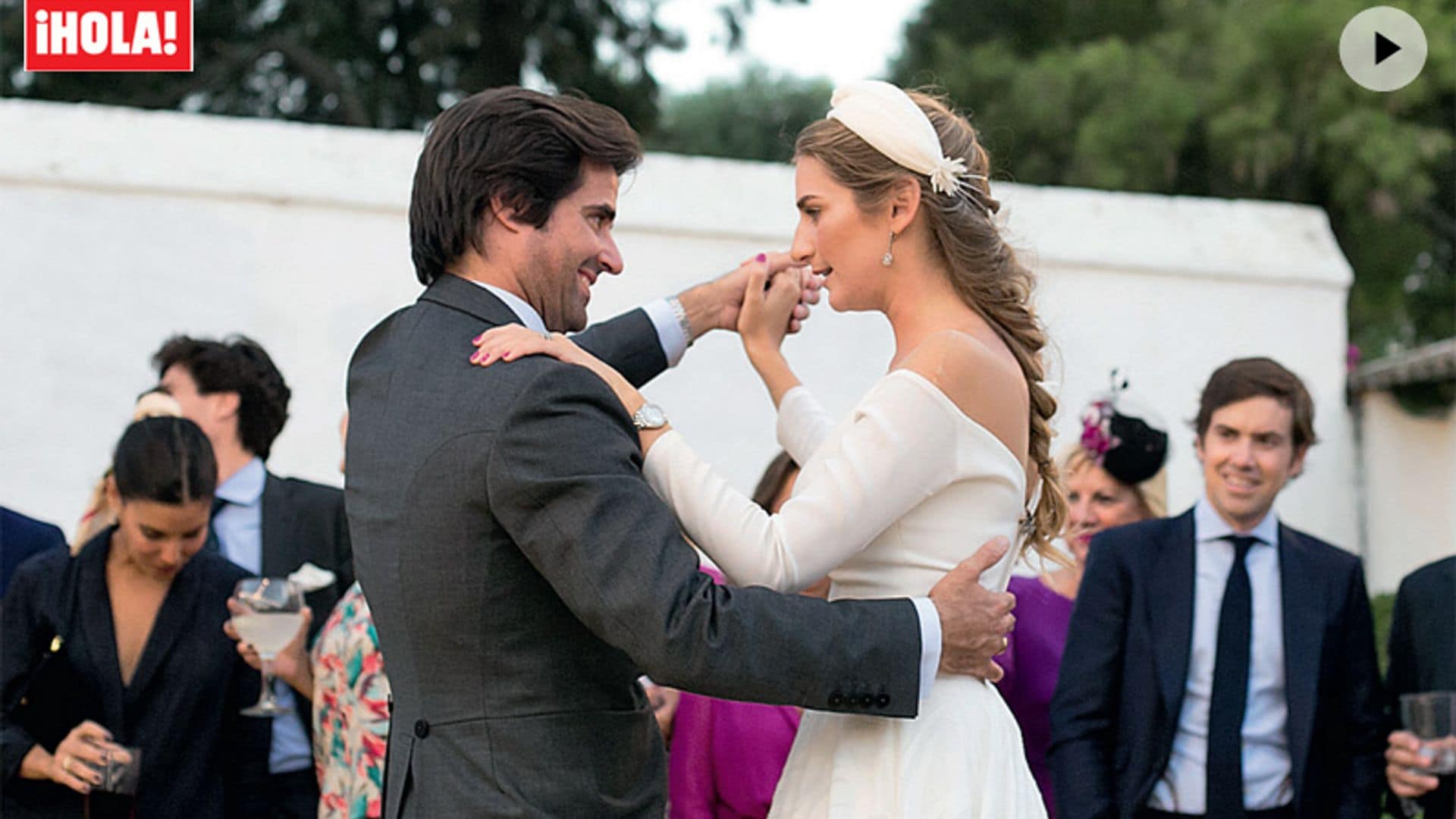 En vídeo: El beso de los novios, el baile de Lourdes... Así fue la fiesta de la boda de Sibi Montes y Álvaro Sanchís