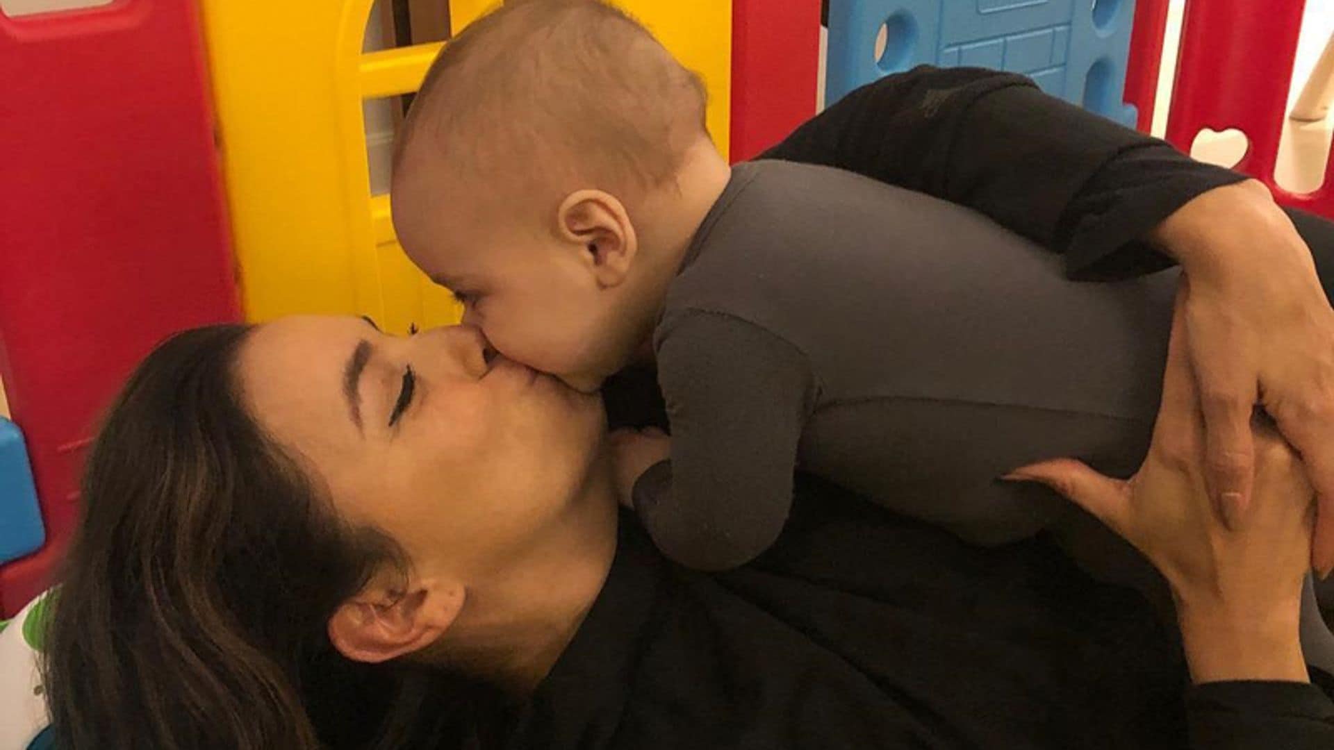 'Hoy he llorado tres veces', una emocionada Eva Longoria celebra su primer cumpleaños como mamá