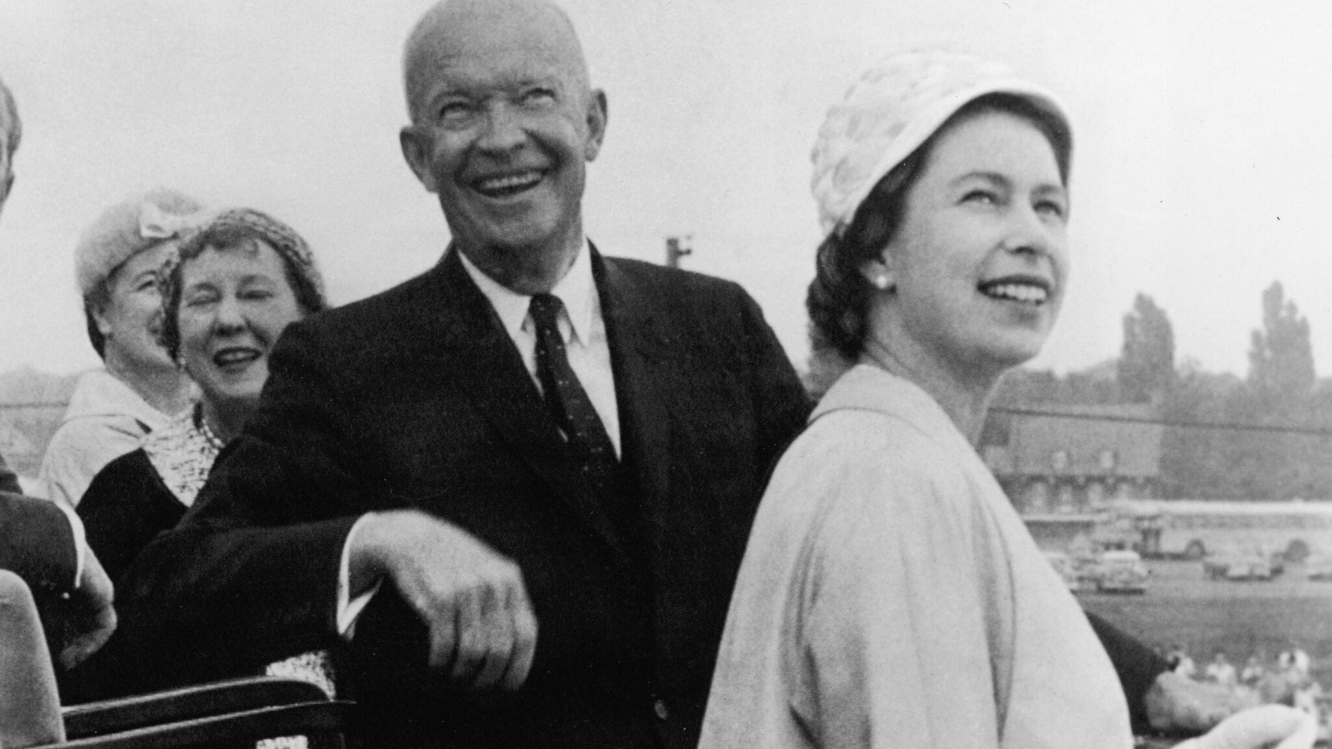 Dos secretos y un confidente: la Reina de Inglaterra y el presidente Eisenhower