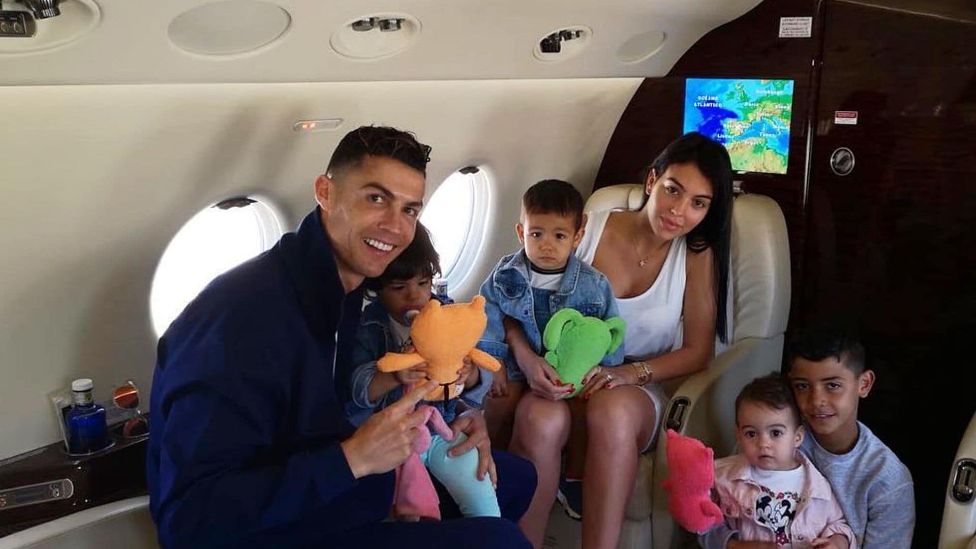 Georgina Rodríguez y Cristiano Ronaldo sorprenden con una mudanza a España