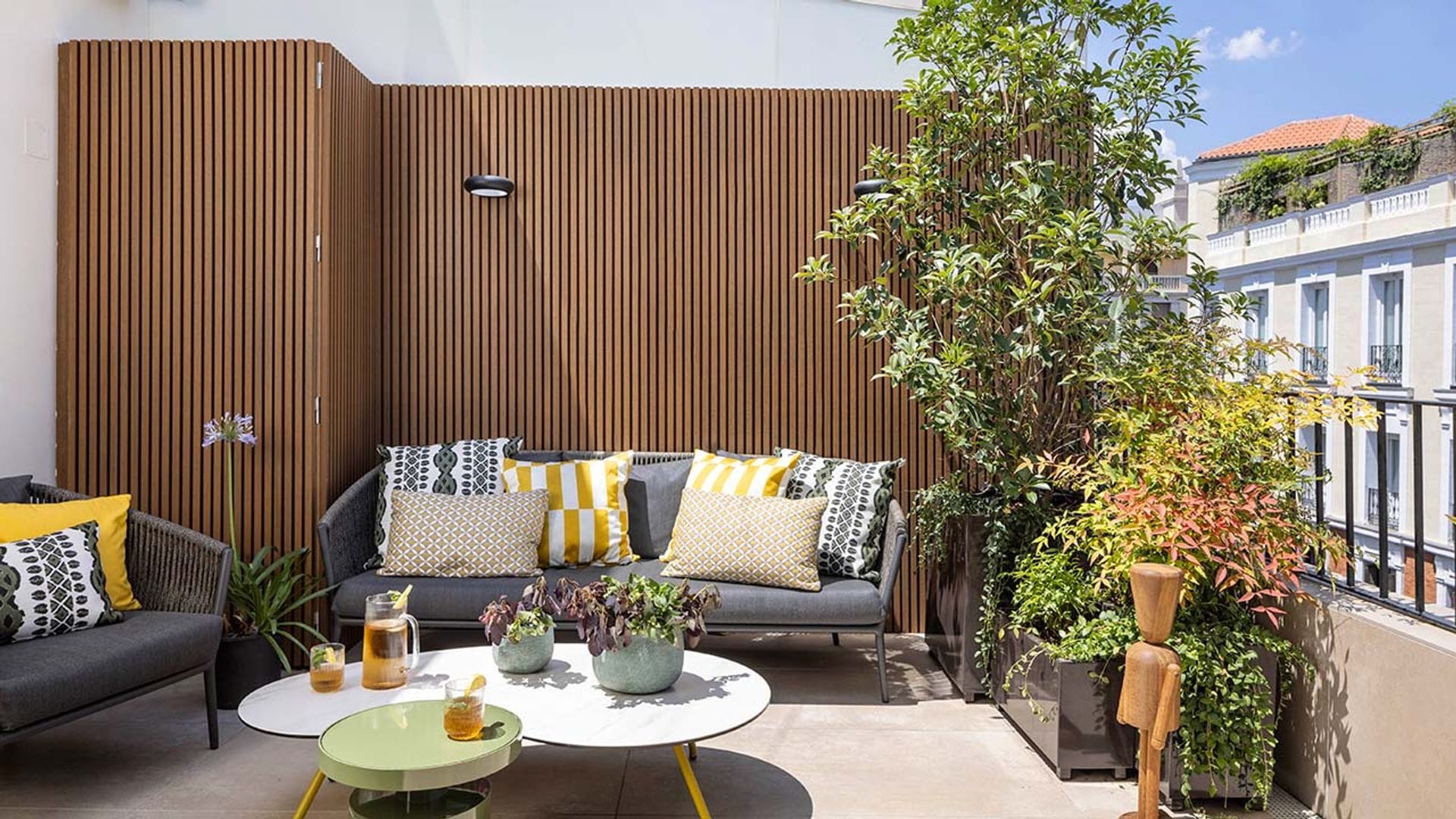 11 reglas de oro para tener la terraza a punto y ¡crear tu oasis al aire libre!