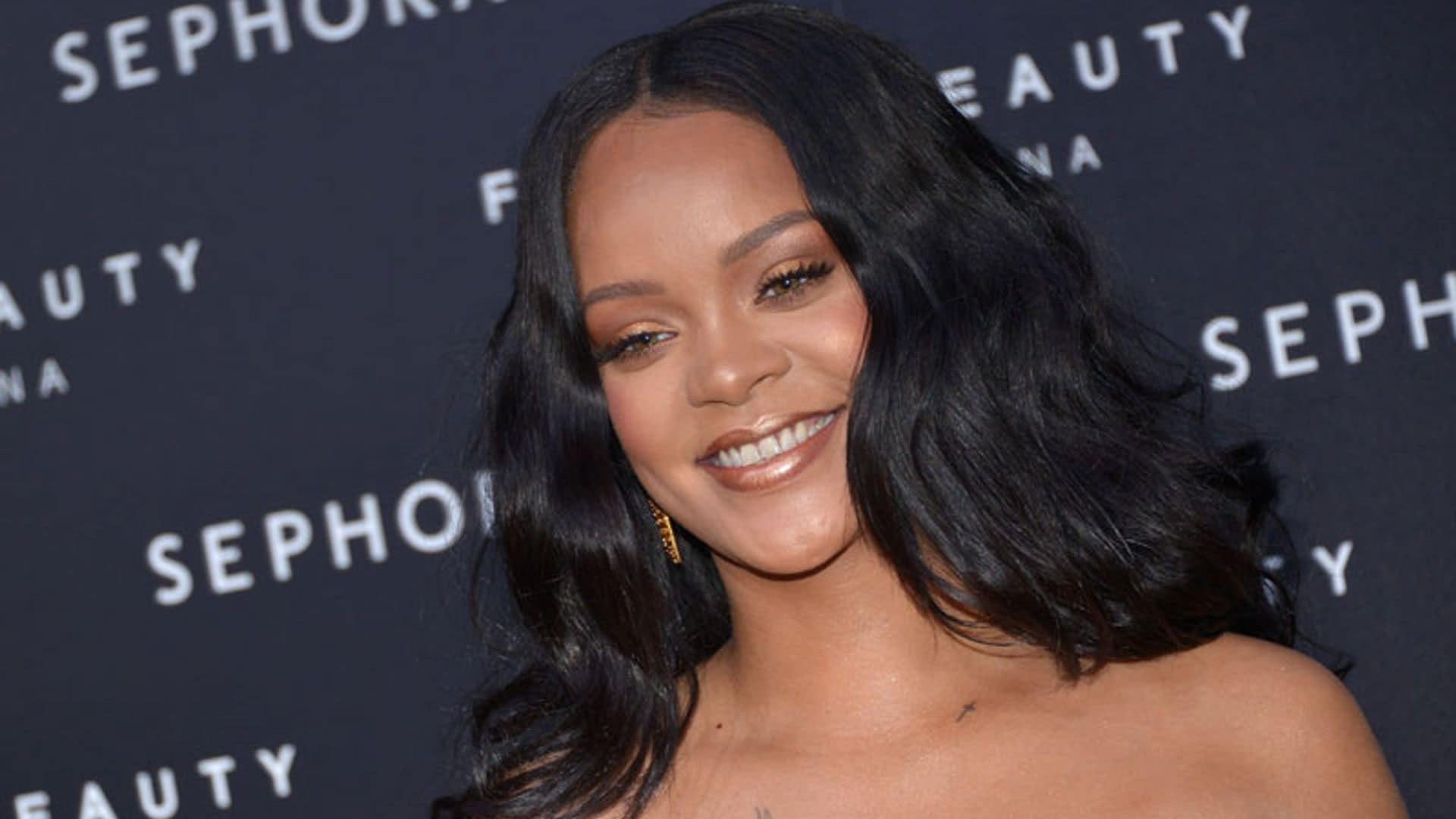 Rihanna va un pasó más allá con su nueva firma de lencería