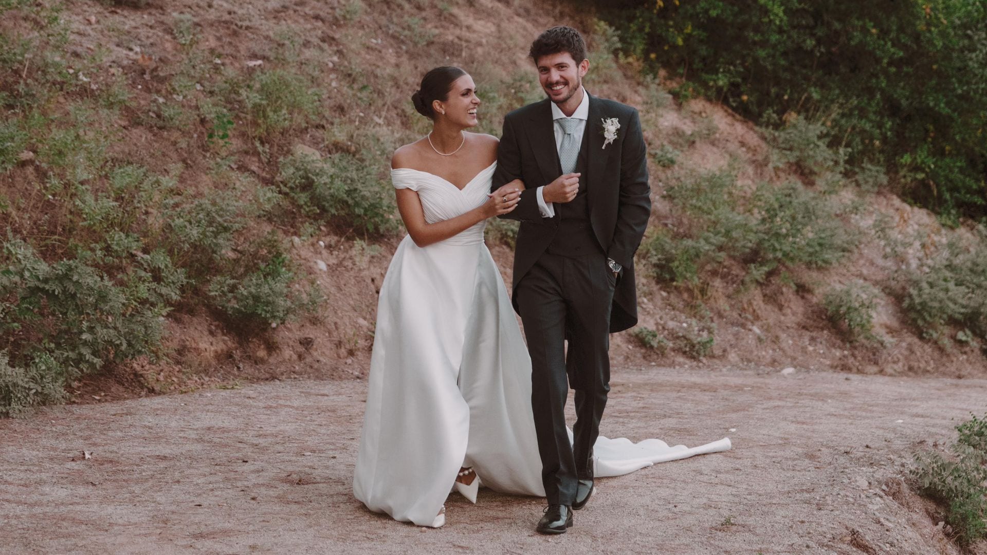 Hablamos con Silvia Fernández, diseñadora del vestido de novia de Claudia Torregosa para su boda con Carlos Right