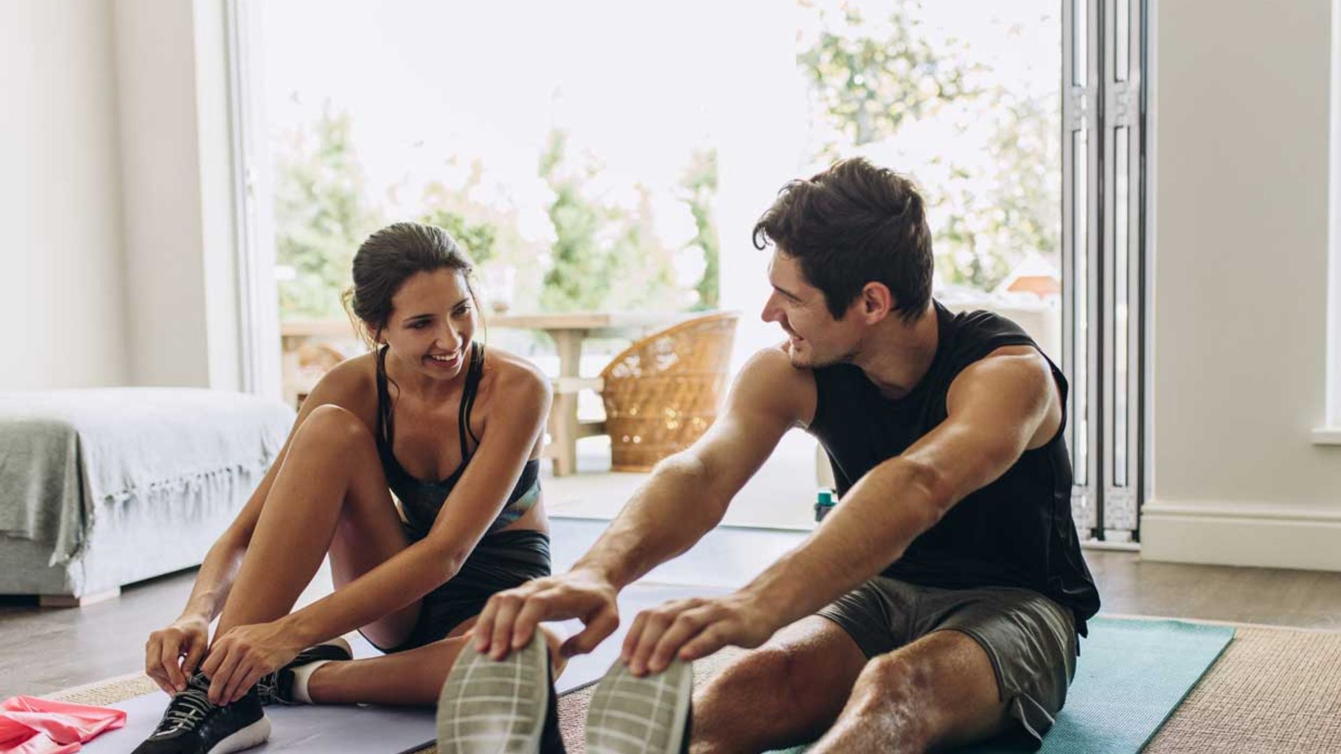 Ejercicios para hacer en casa en los que solo necesitas tu propio cuerpo