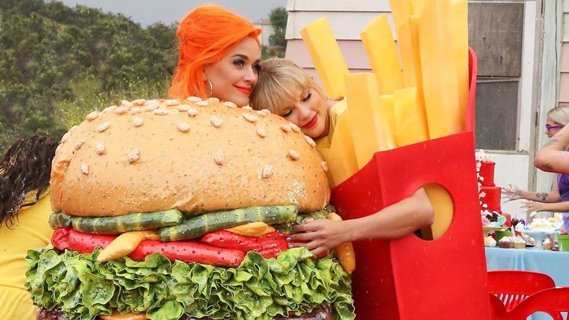 Las pistas que adelantaron la colaboración de Taylor Swift y Katy Perry en 'You Need To Calm Down'