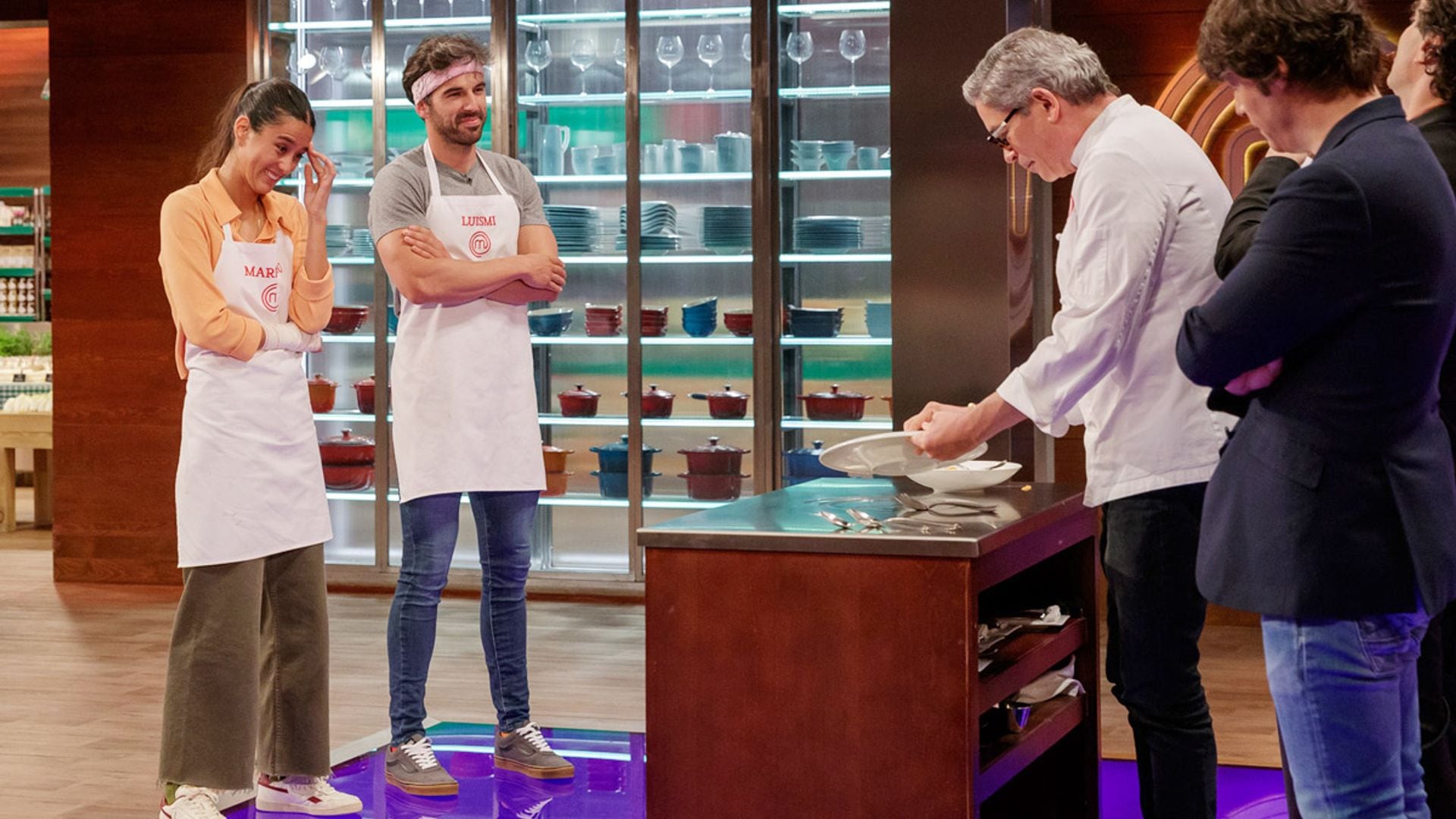 El difícil reto de MasterChef: cocinar con alimentos 'apestosos'