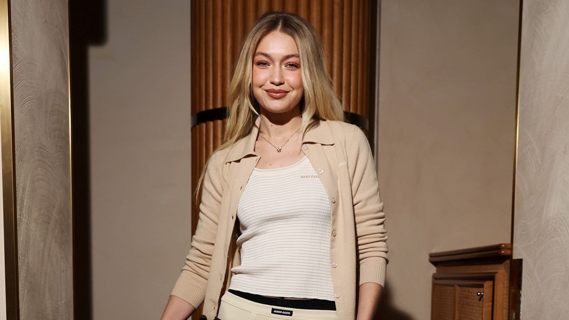 Alerta FASHION: la falda-bóxer de Gigi Hadid y las prescriptoras de moda aterriza en las tiendas