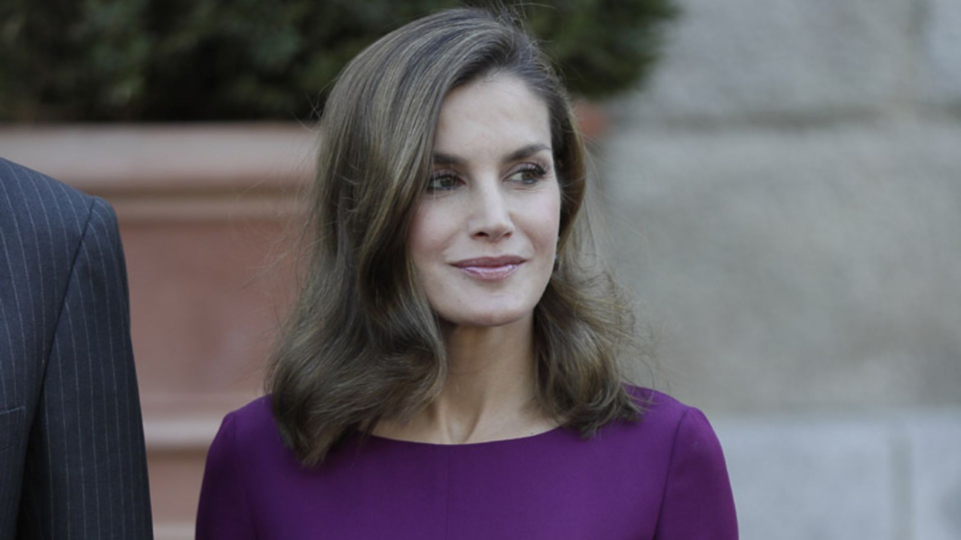 Un look en dos tiempos: las claves de la reina Letizia para sus citas de otoño