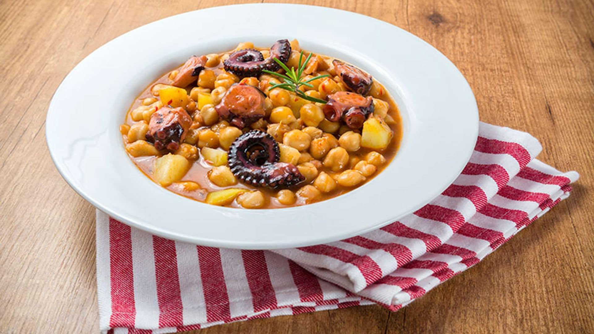 Garbanzos con pulpo