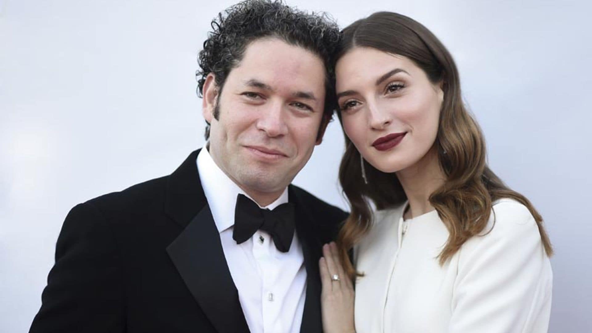 Gustavo Dudamel, a punto de celebrar su primer aniversario de boda con María Valverde: 'Estoy enamoradísimo de ella'