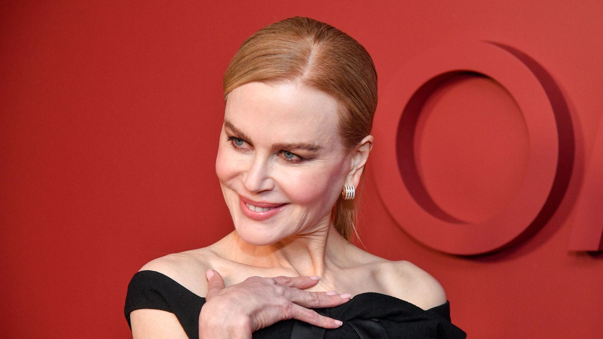 ¿Qué le suceden a los lóbulos de las orejas de Nicole Kidman?