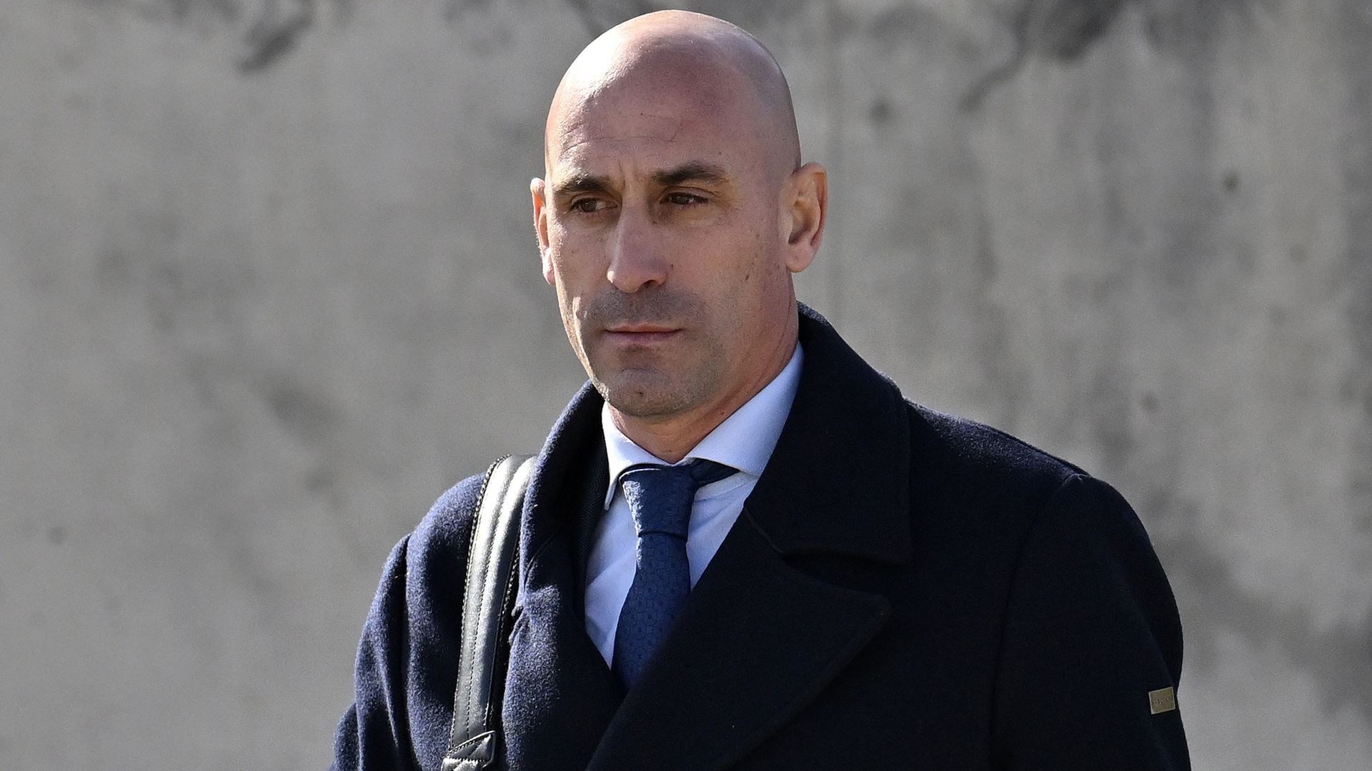 Luis Rubiales retira a sus hijas como testigos en el juicio por el beso a Jenni Hermoso